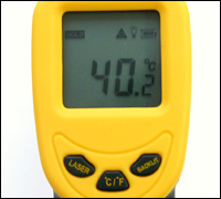 赤外線放射温度計